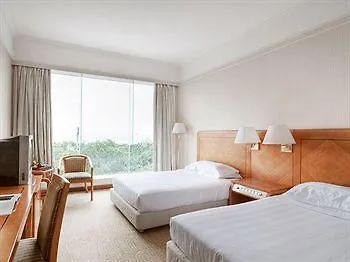 ***  Starway Zhuhai Bihai Hotel China