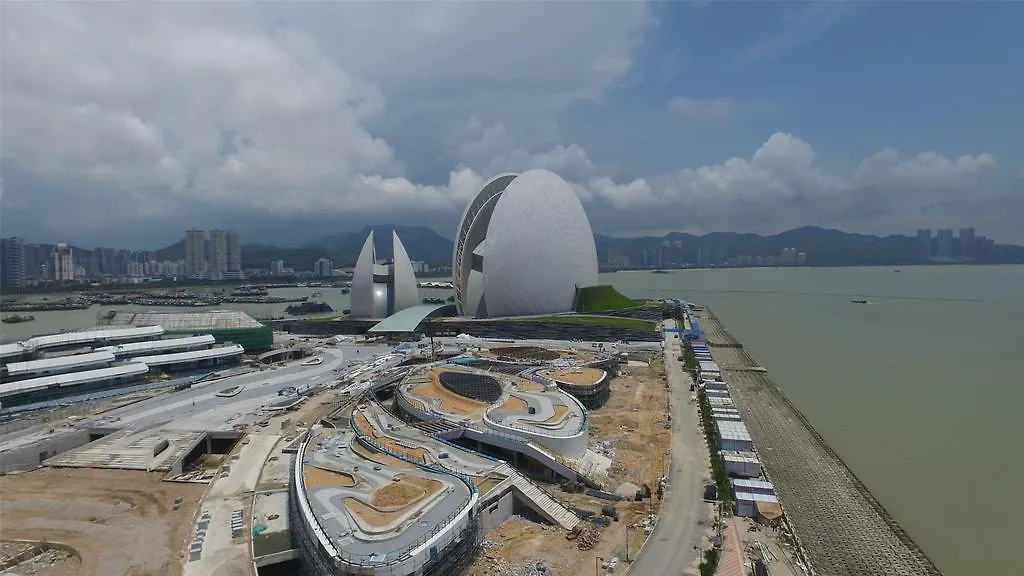 ***  Starway Zhuhai Bihai Hotel China