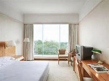 Starway Zhuhai Bihai Hotel