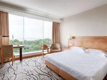 Starway Zhuhai Bihai Hotel